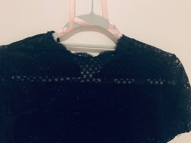 Business Short Top Lace