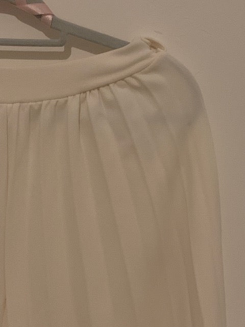 Pleated trousers