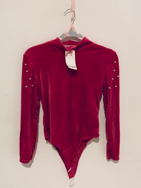 Pearls velvet body