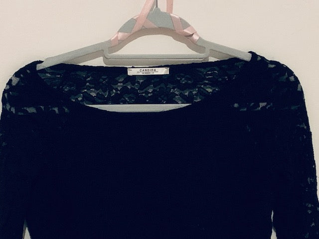 Short lace sweater