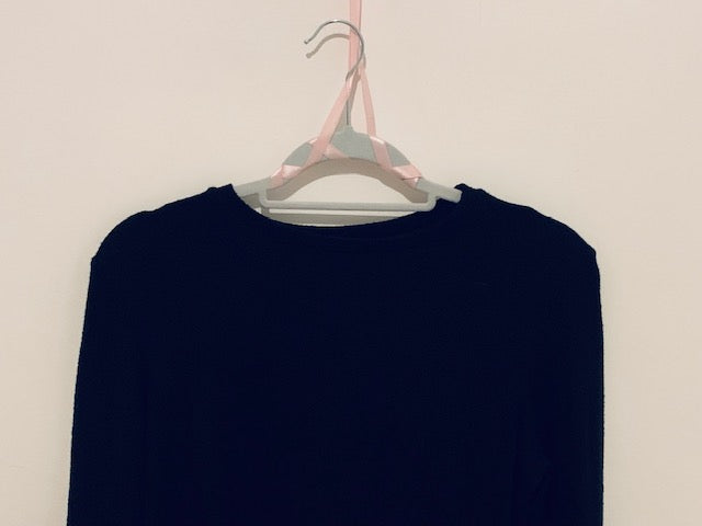 Soft shirt with wide sleeves