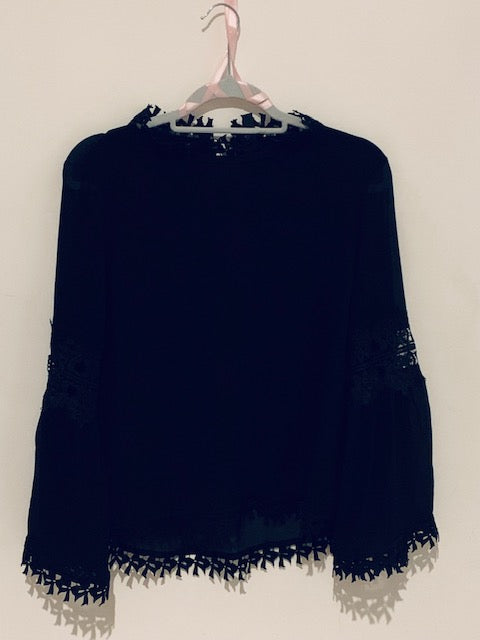 Lace Shirt and Puff Sleeves