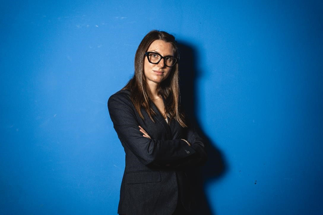 Outfit with navy blue OVS suit
