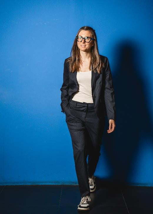 Outfit with navy blue OVS suit