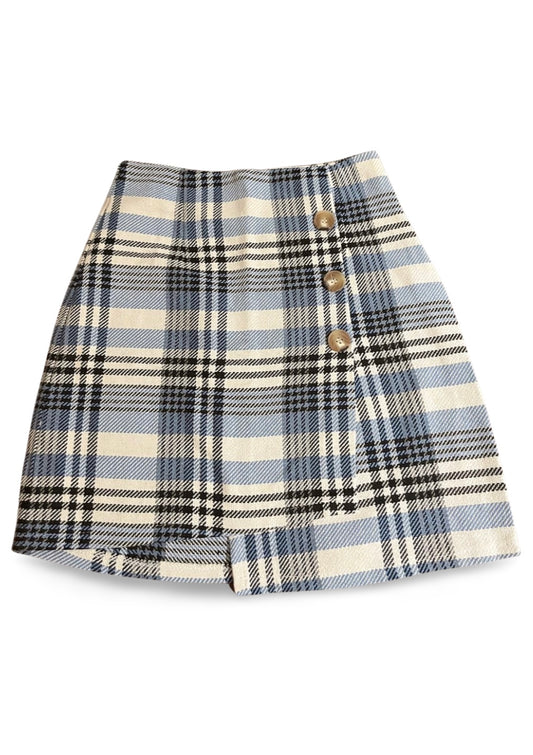 Minigonna scozzese a quadri azzurro e bianco in stile tartan